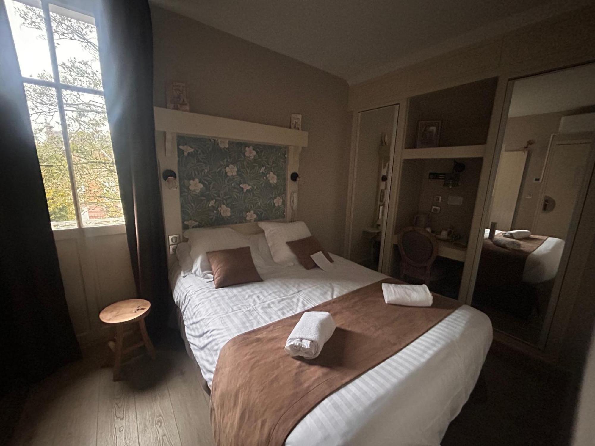 Logis Hotel- Restaurant Le Relais Guillaume De Normandy 索姆河畔的圣瓦列里 外观 照片
